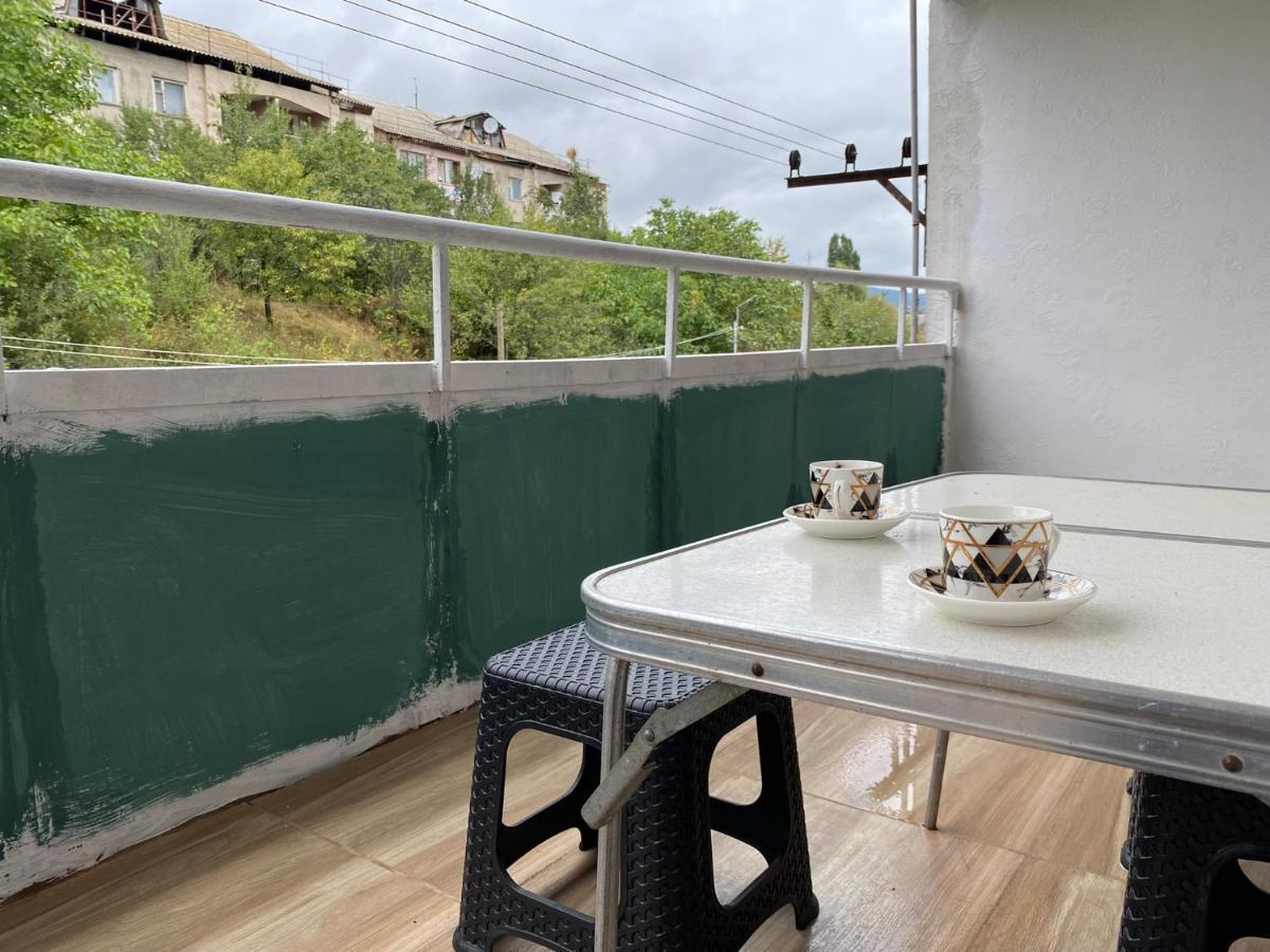 Lovely 2-Bedroom Apartment Near Ayb School Dilijan Exterior photo